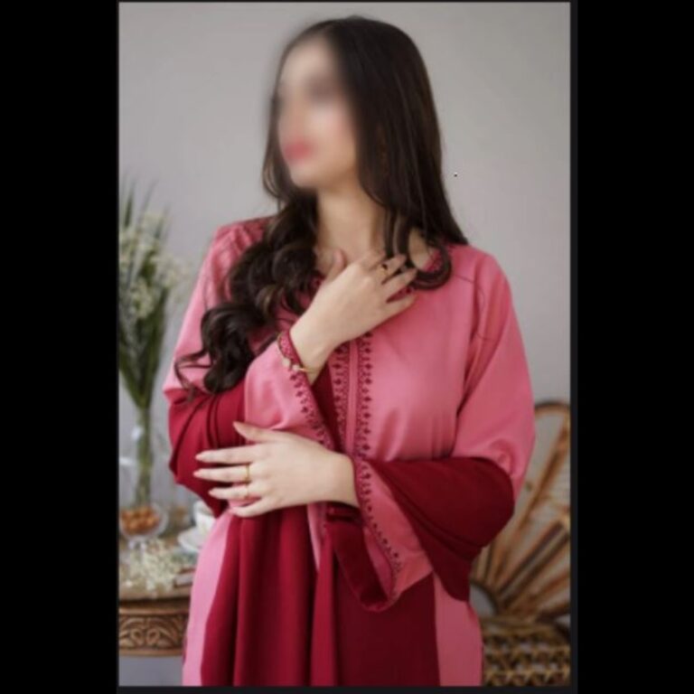 Pink blur 4 resize